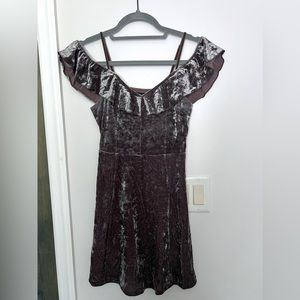 XS Velvet Off the Shoulder AMERICAN EAGLE Dress